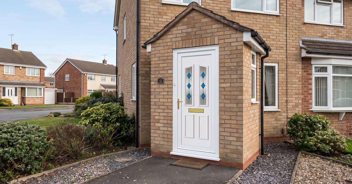 C2BD uPVC front door fitted C2BD white uPVC front door fitted to a Staffordshire home – £490 fully fitted