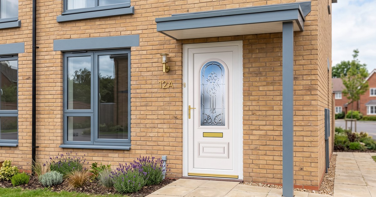 R1HC uPVC front door fitted R1HC white uPVC front door fitted to a Staffordshire home – £490 fully fitted